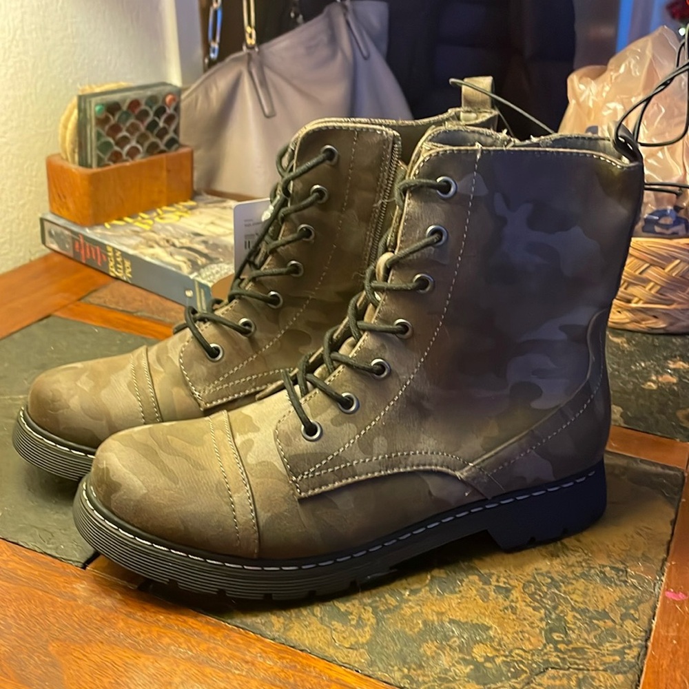 Camo Boots